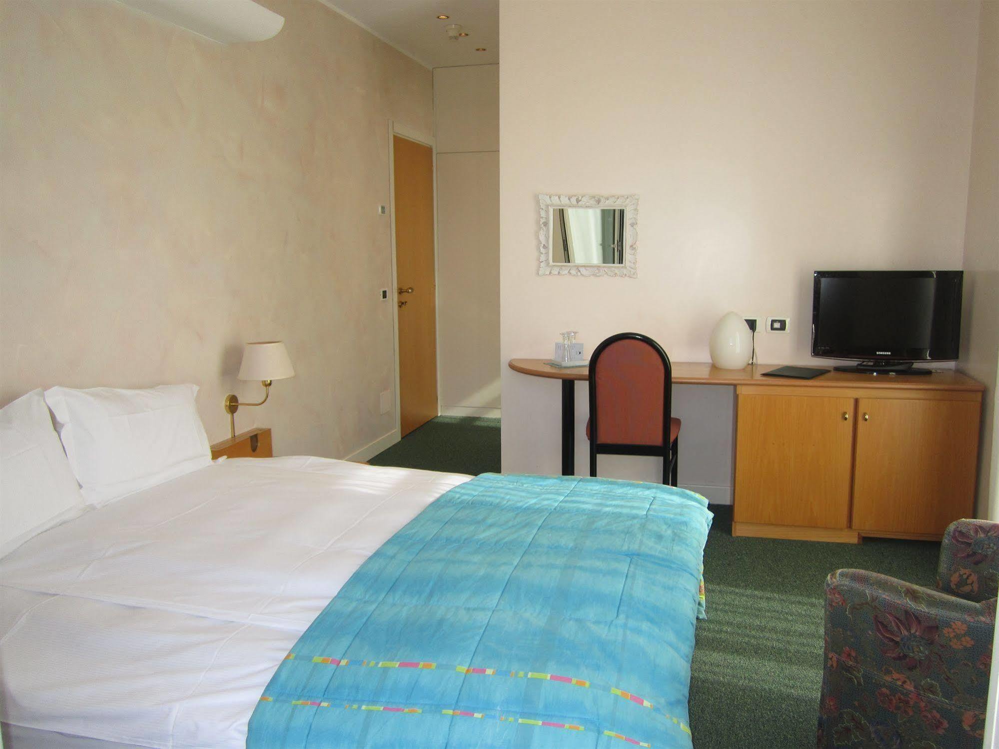 Hotel La Villa Gravedona Ngoại thất bức ảnh